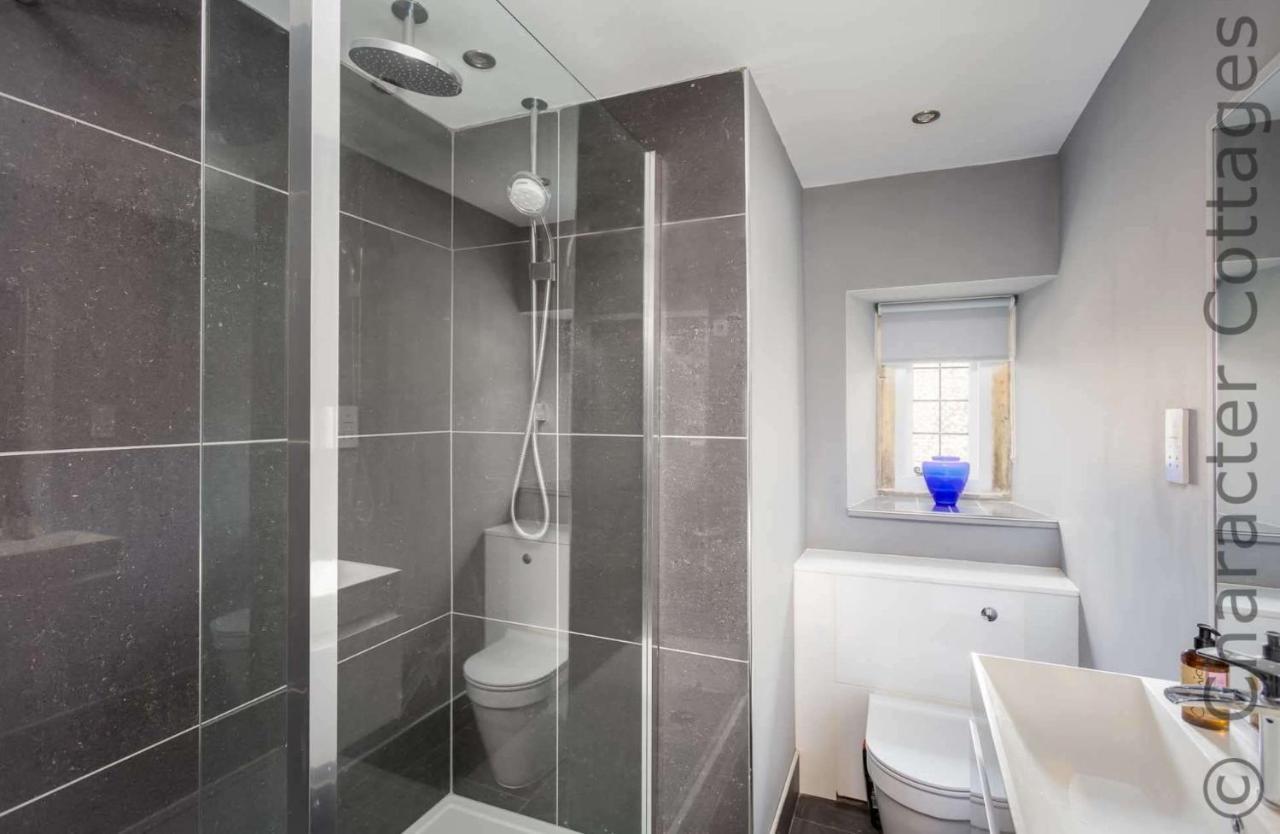 Shenley Villa Broadwell  Exterior photo